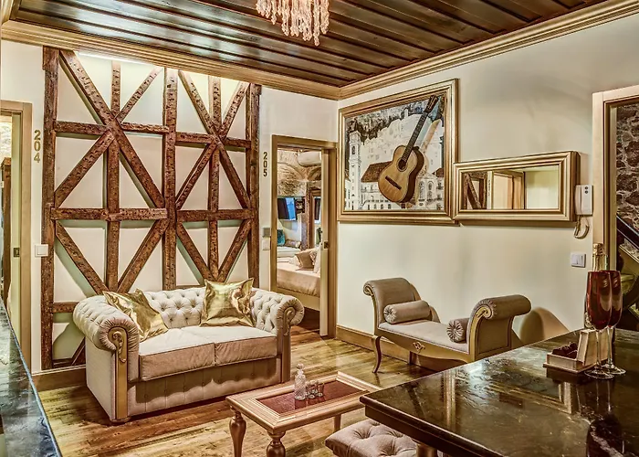  Solar Antigo Luxury Coimbra